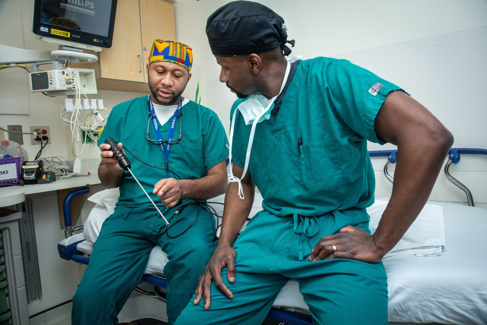 Duke University surgeons use Key Scope in a procedure.